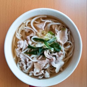 ネギたっぷり豚バラあったかそうめん